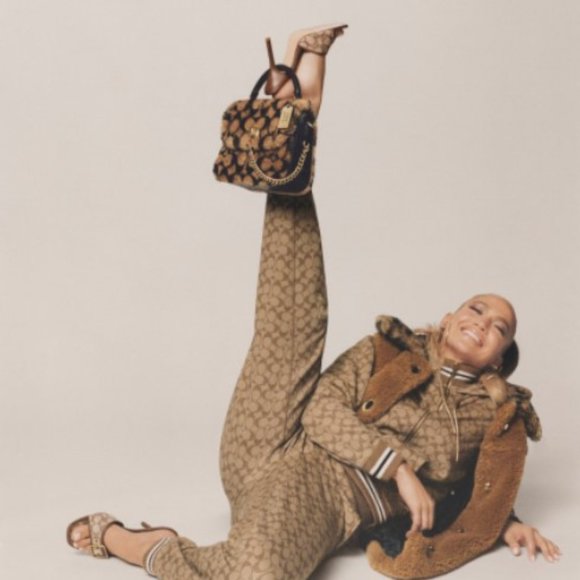 NWT Coach X Jennifer Lopez JLO Sherpa Signature Vest Small Logo Coat Jacket - Picture 3 of 7